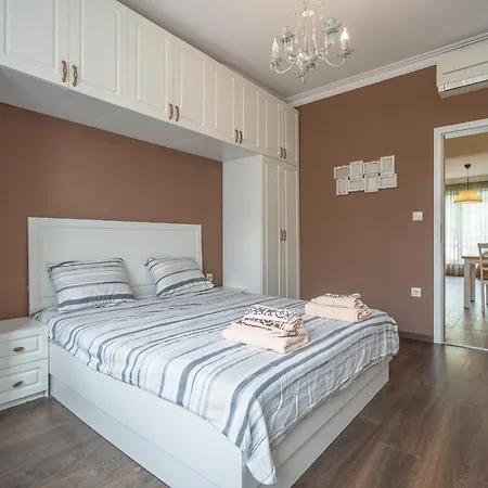 The Right Choice 19 Apartment Sofia