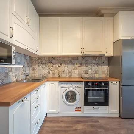 The Right Choice 19 * Sofia