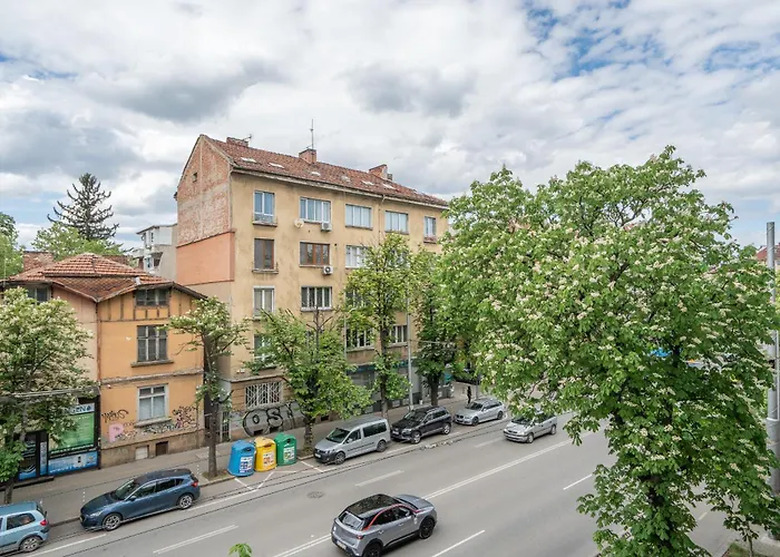 The Right Choice 19 * Sofia